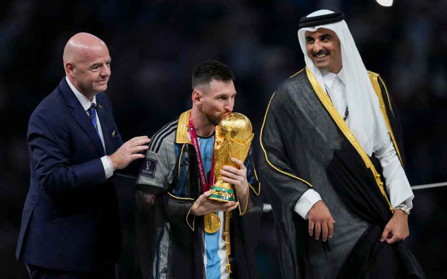 messi-quay-xe-chot-tuong-lai-bat-ngo-sau-khi-gianh-cup-the-gioi