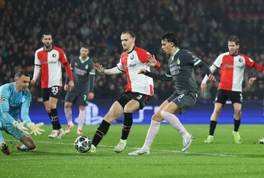 Feyenoord vs AC Milan (03:00 – 13/02)